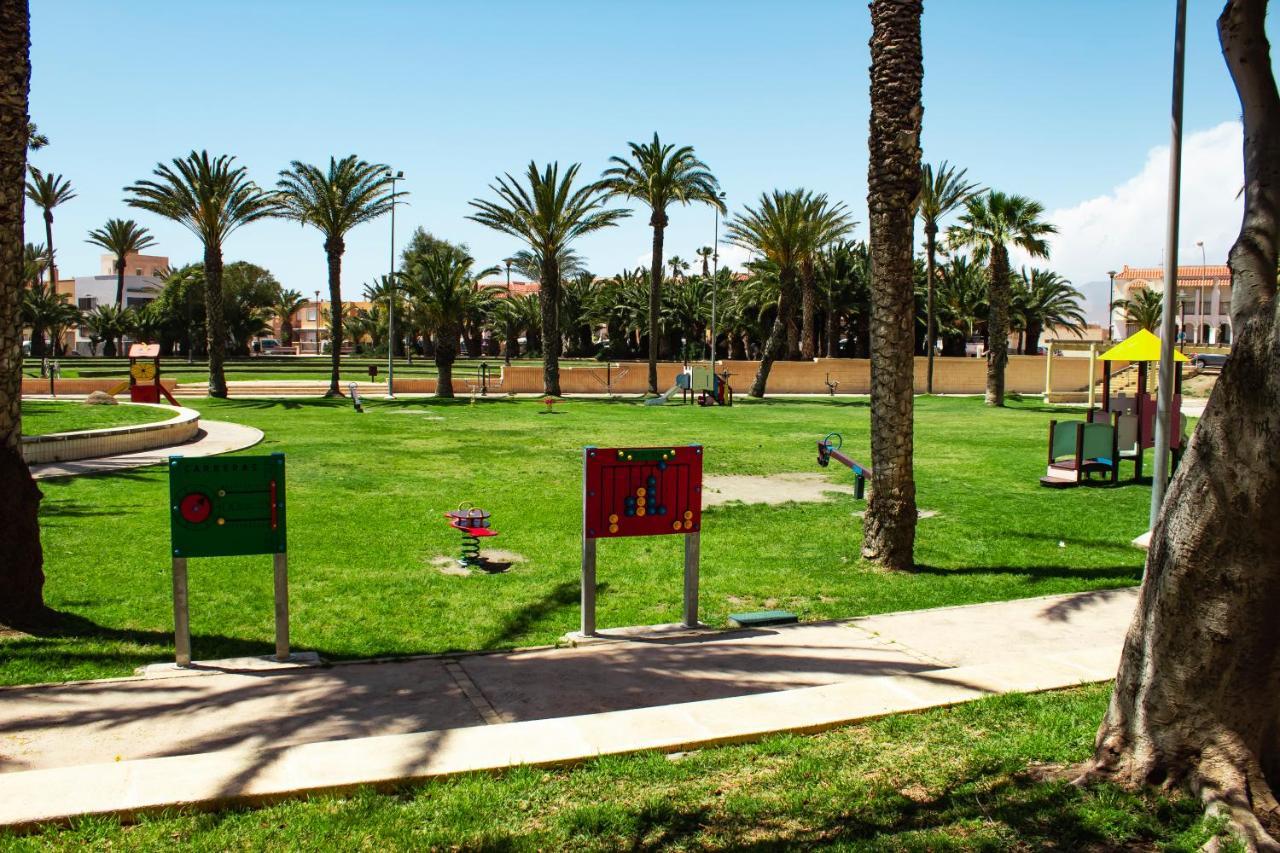 Elegant Apartament Beach Andalusia Balerma Eksteriør bilde